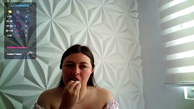 Snapshot of jerryandjessica chatting on 09/19/25, 06:08 jerryandjessica online show from 09/19/25, 06:08