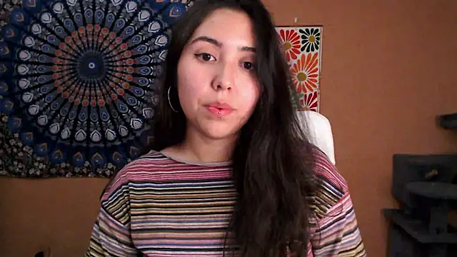 Snapshot of IntimateTales chatting on 11/10/25, 07:35 IntimateTales online show from 11/10/25, 07:35