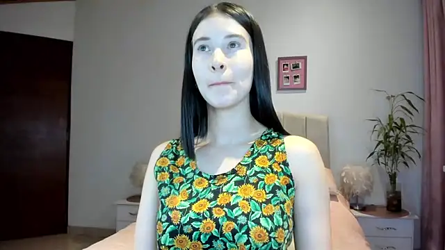 macarena vallejo online show from 11/25/25, 03:28