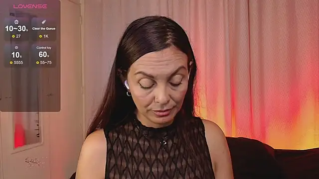 Snapshot of Swetisabella01 chatting on 03/05/25, 09:48 Swetisabella01 online show from 03/05/25, 09:48