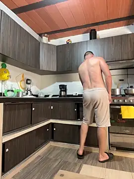 Snapshot of xavier_1988 chatting on 10/30/25, 05:35 xavier 1988 online show from 10/30/25, 05:35