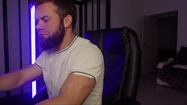 Tommy Burnz online show from 01/11/25, 03:34