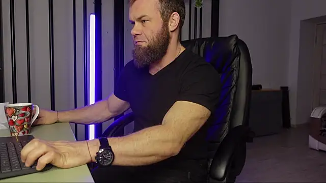 Tommy Burnz online show from 02/13/25, 02:45