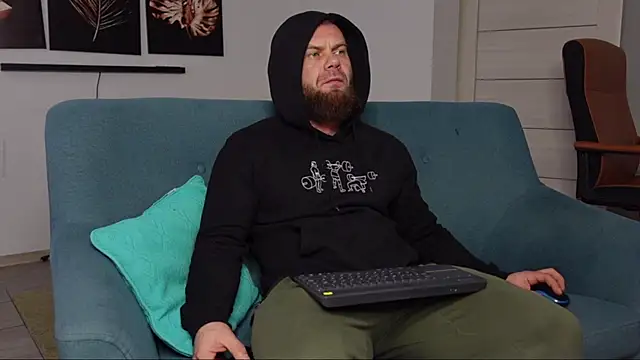 Tommy Burnz online show from 03/19/25, 04:57