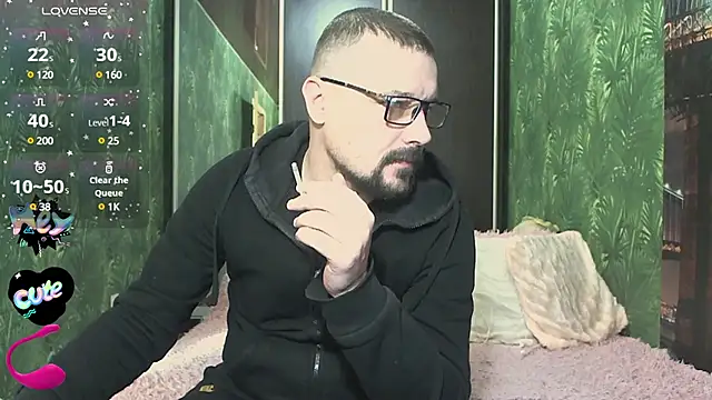 DanielOhCool online show from 12/14/24, 11:07