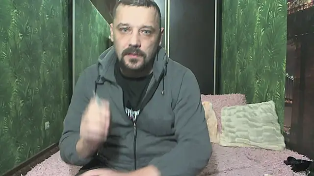 DanielOhCool online show from 12/16/24, 09:24