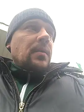 DanielOhCool online show from 01/28/25, 12:22