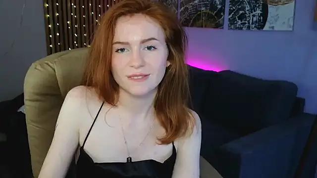 Snapshot of GingerArin chatting on 12/08/24, 06:39 GingerArin online show from 12/08/24, 06:39