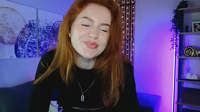 Snapshot of GingerArin chatting on 01/11/25, 03:52 GingerArin online show from 01/11/25, 03:52