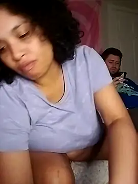 Snapshot of TasteeKitty chatting on 02/21/25, 05:24 TasteeKitty online show from 02/21/25, 05:24