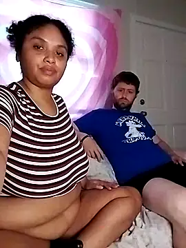 Snapshot of TasteeKitty chatting on 02/28/25, 07:35 TasteeKitty online show from 02/28/25, 07:35