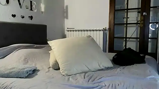 MissLilooo online show from 11/20/25, 03:12