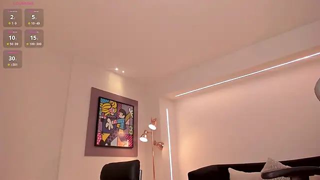 EllaClark online show from 11/12/25, 06:52