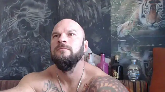 Snapshot of viking_30 chatting on 10/21/25, 05:52 viking 30 online show from 10/21/25, 05:52