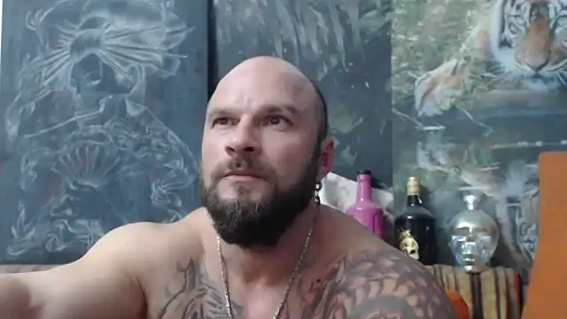 Snapshot of viking_30 chatting on 10/21/25, 07:03 viking 30 online show from 10/21/25, 07:03