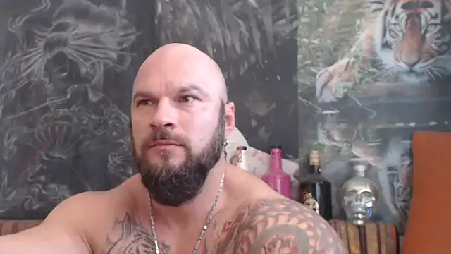 Snapshot of viking_30 chatting on 11/02/25, 10:28 viking 30 online show from 11/02/25, 10:28