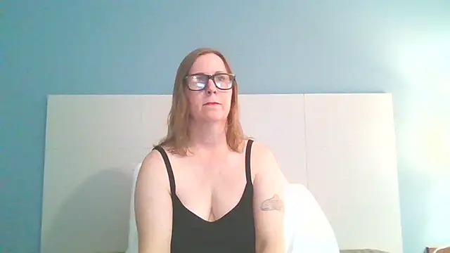 Snapshot of SweetandNaughty1 chatting on 03/05/25, 10:10 SweetandNaughty1 online show from 03/05/25, 10:10