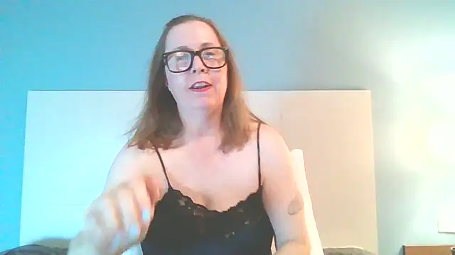Snapshot of SweetandNaughty1 chatting on 03/17/25, 03:14 SweetandNaughty1 online show from 03/17/25, 03:14