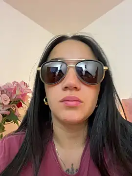 EmmyEvans1 online show from 02/22/25, 10:52