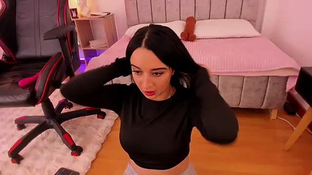 EmmyEvans1 online show from 03/23/25, 12:15