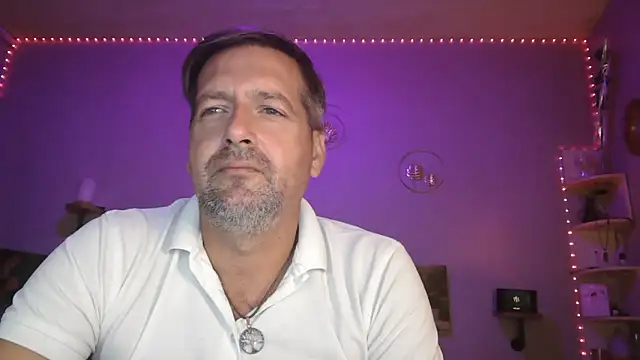 matrikes1 online show from 10/10/25, 04:39