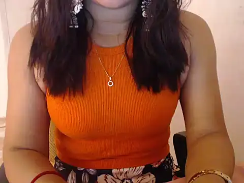 Snapshot of Open_Heart_Lennon chatting on 01/17/25, 05:11 Open Heart Lennon online show from 01/17/25, 05:11