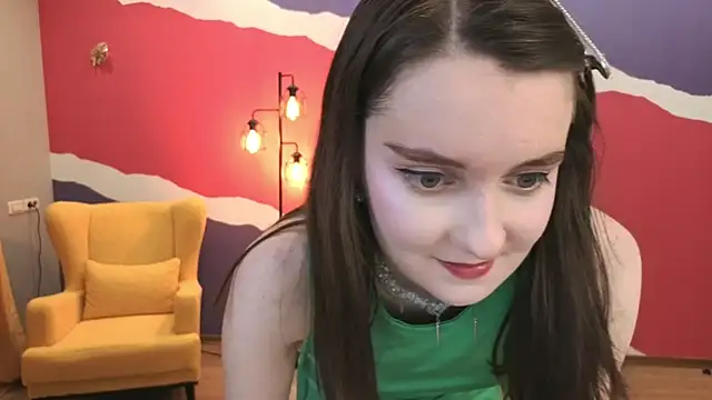 Snapshot of CloudGrace chatting on 10/06/25, 06:16 CloudGrace online show from 10/06/25, 06:16