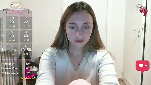 Snapshot of SusanCurt chatting on 03/11/25, 01:01 SusanCurt online show from 03/11/25, 01:01