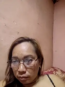 asianwet4u online show from 10/28/25, 06:17