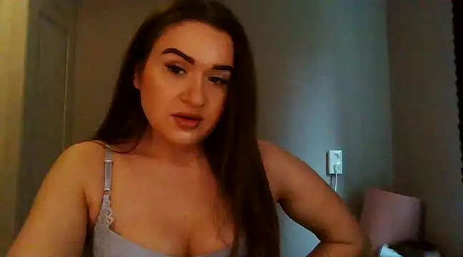 Snapshot of avajade chatting on 02/12/25, 12:55 avajade online show from 02/12/25, 12:55