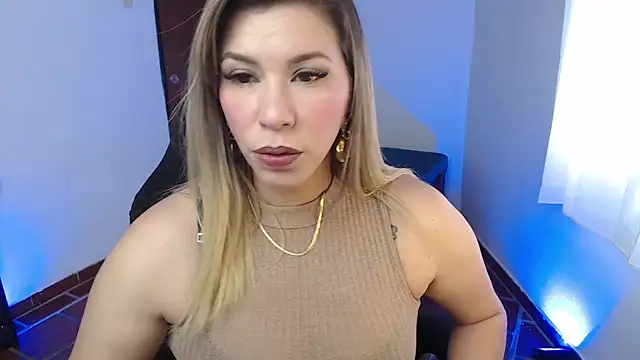 Snapshot of ms_sofia_x chatting on 01/18/25, 03:38 ms sofia x online show from 01/18/25, 03:38