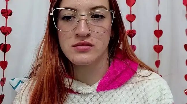 Snapshot of ninaa_fox chatting on 02/18/25, 05:10 ninaa fox online show from 02/18/25, 05:10