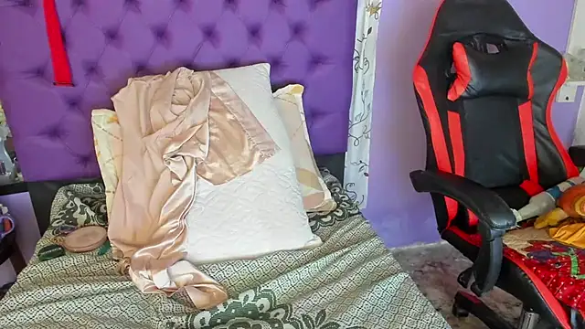 Snapshot of Margoth_clain chatting on 10/30/25, 12:39 Margoth clain online show from 10/30/25, 12:39