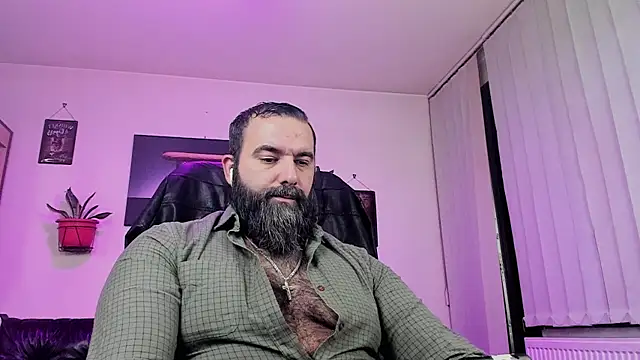 Snapshot of ChristophJules chatting on 12/11/24, 11:21 ChristophJules online show from 12/11/24, 11:21