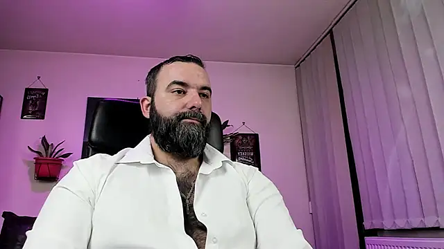 Snapshot of ChristophJules chatting on 03/04/25, 11:00 ChristophJules online show from 03/04/25, 11:00