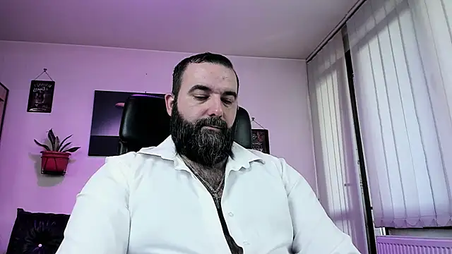 Snapshot of ChristophJules chatting on 03/10/25, 01:10 ChristophJules online show from 03/10/25, 01:10