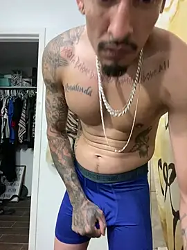 Snapshot of Prettyboiflaco chatting on 01/20/25, 05:59 Prettyboiflaco online show from 01/20/25, 05:59