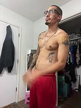 Snapshot of Prettyboiflaco chatting on 01/21/25, 07:37 Prettyboiflaco online show from 01/21/25, 07:37