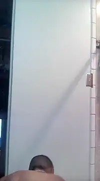 Snapshot of Prettyboiflaco chatting on 02/18/25, 01:54 Prettyboiflaco online show from 02/18/25, 01:54