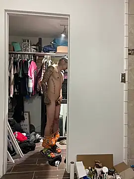 Snapshot of Prettyboiflaco chatting on 02/20/25, 08:17 Prettyboiflaco online show from 02/20/25, 08:17