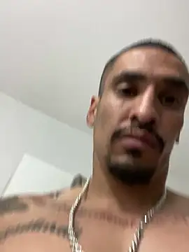 Snapshot of Prettyboiflaco chatting on 02/21/25, 06:51 Prettyboiflaco online show from 02/21/25, 06:51