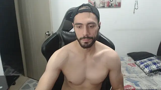 Snapshot of samuelgarcia_ chatting on 10/31/25, 10:38 samuelgarcia online show from 10/31/25, 10:38