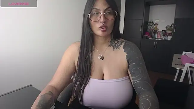 michell fun23 online show from 10/24/25, 07:32