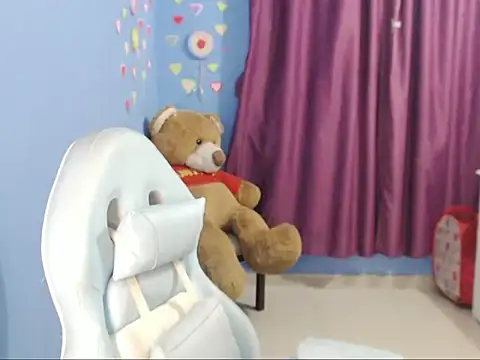 BOREAL MOON online show from 02/15/25, 09:59