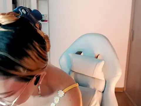 BOREAL MOON online show from 11/18/25, 03:38