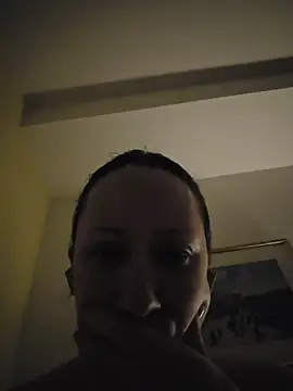 LaviniaJolie online show from 10/24/25, 04:09