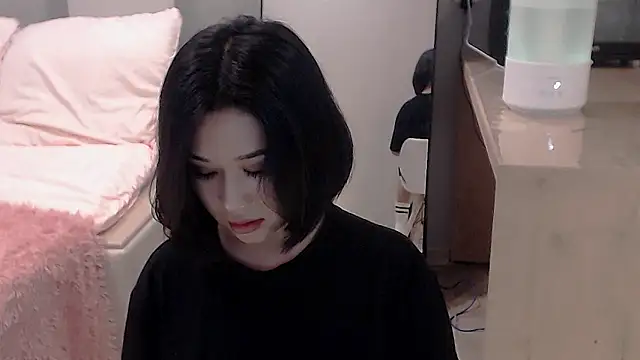 Snapshot of FlameSi chatting on 12/07/24, 04:58 FlameSi online show from 12/07/24, 04:58