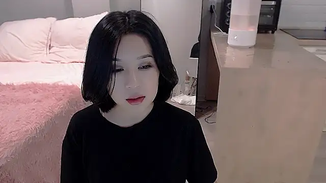 Snapshot of FlameSi chatting on 12/07/24, 10:06 FlameSi online show from 12/07/24, 10:06