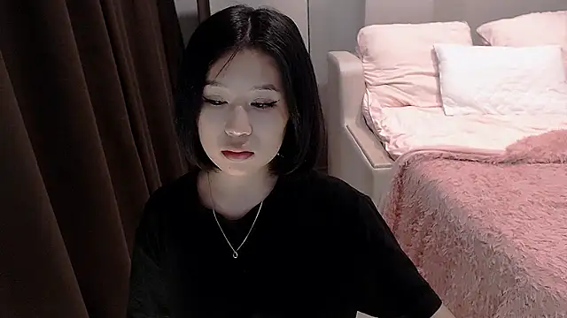 Snapshot of FlameSi chatting on 03/01/25, 06:21 FlameSi online show from 03/01/25, 06:21