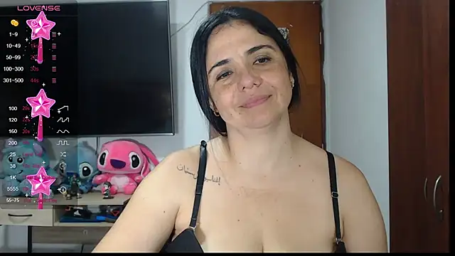 Snapshot of selena_ferri chatting on 12/07/24, 06:54 selena ferri online show from 12/07/24, 06:54
